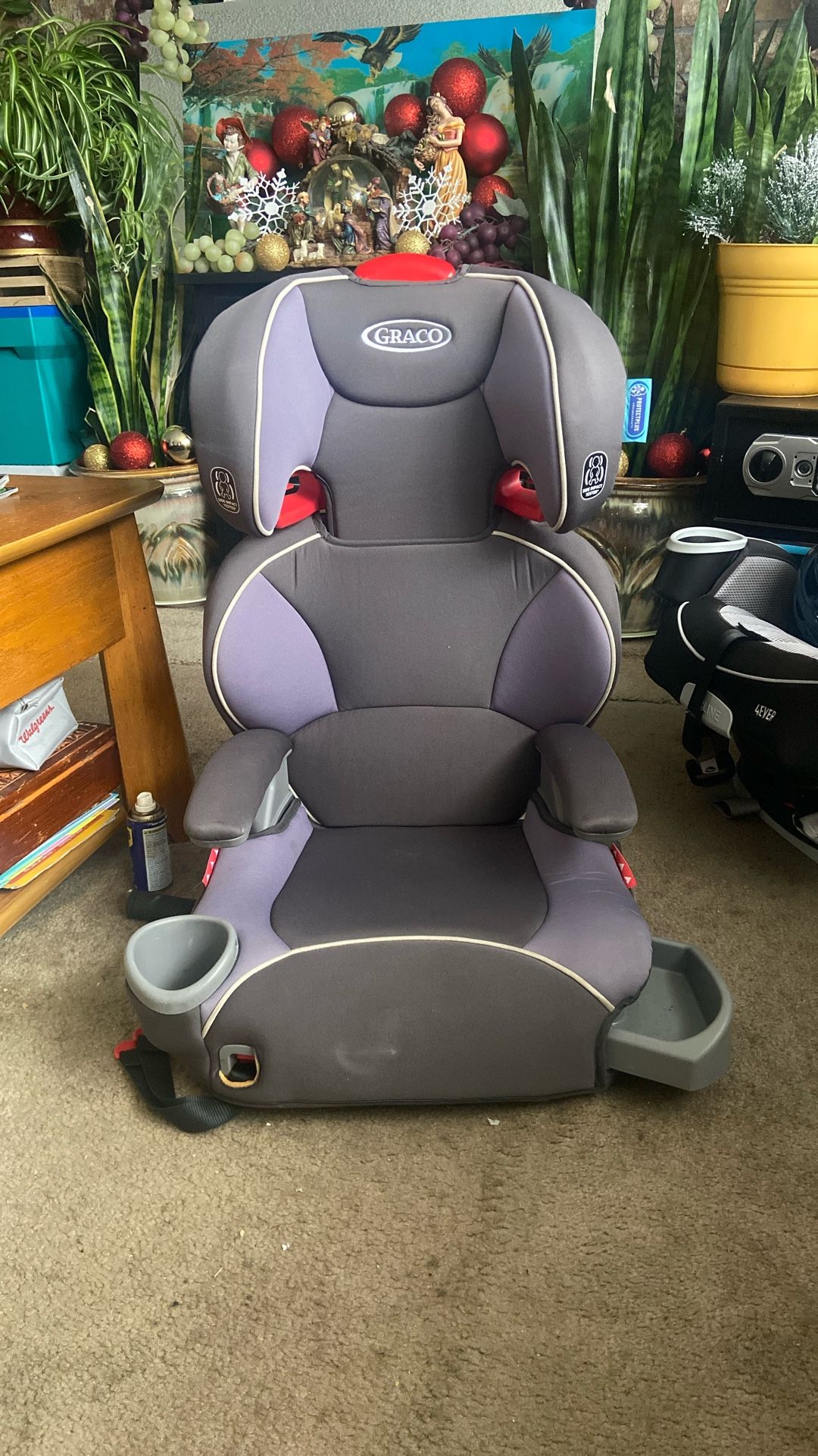 Toddler Booster Seat Good Until 2031  Price 30$. Pick Up. E.  72. and. Grandview.  E.  Tacoma 