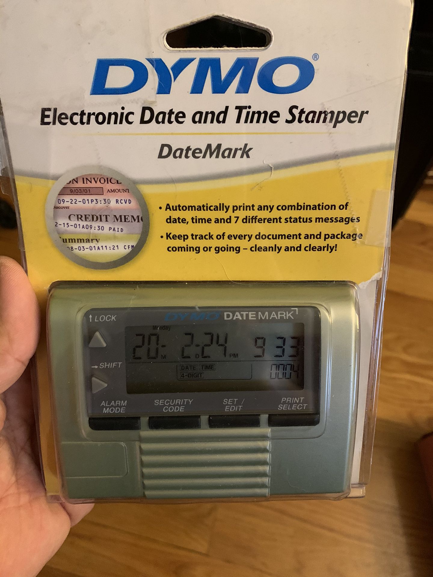 Dymo electronic date and time stamper
