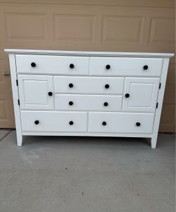Dresser White 6 Drawers