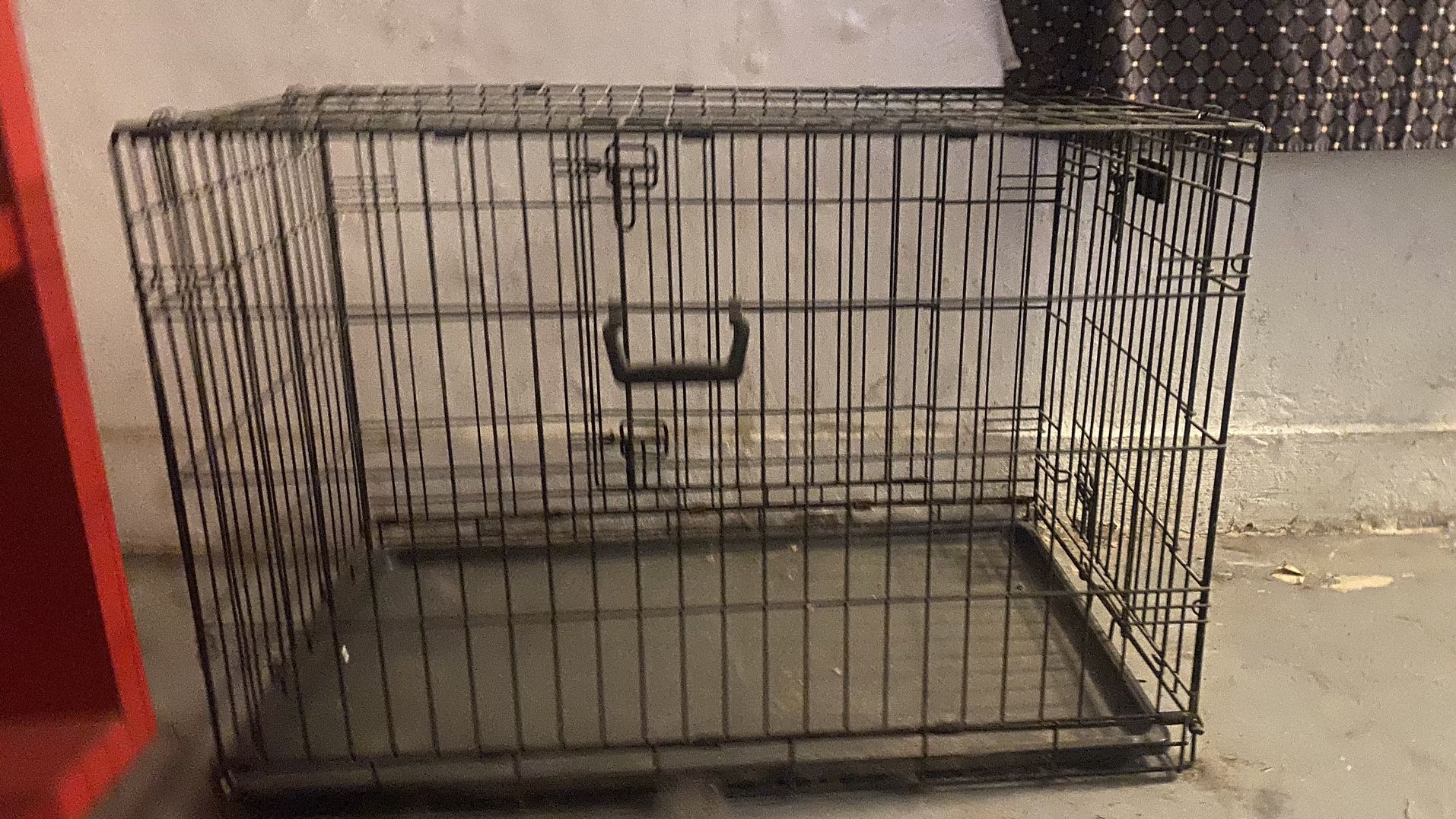 Large & XL wire dog crates