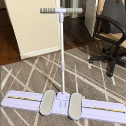 Like-new snowboard (90% new), Pilates reformer