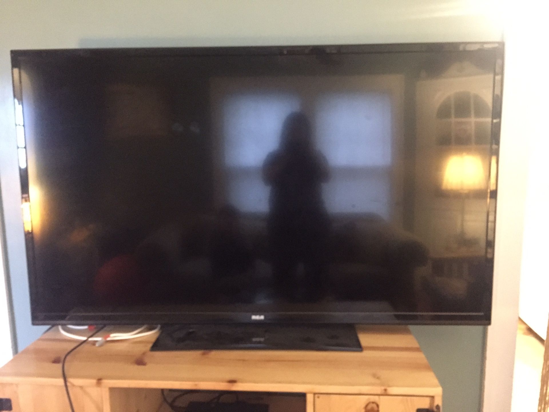 RCA 65” LED/LCD flat screen tv *FOR PARTS*