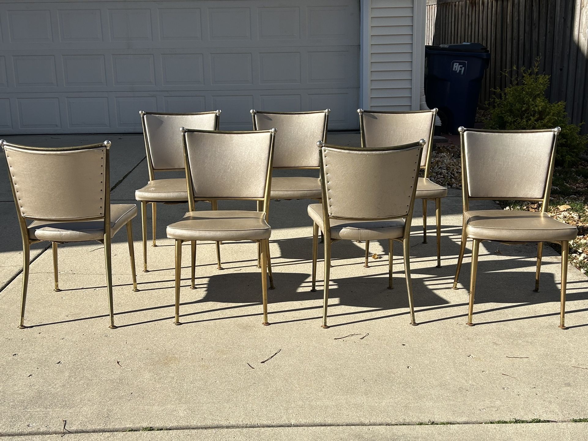 Howell Set of 8 Vintage Kitchen Dining Chairs
