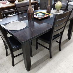Nice Dining Table Set 