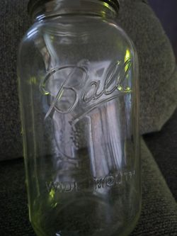 Ball wide mouth mason jar  with measuring    6 Cup   9 inches