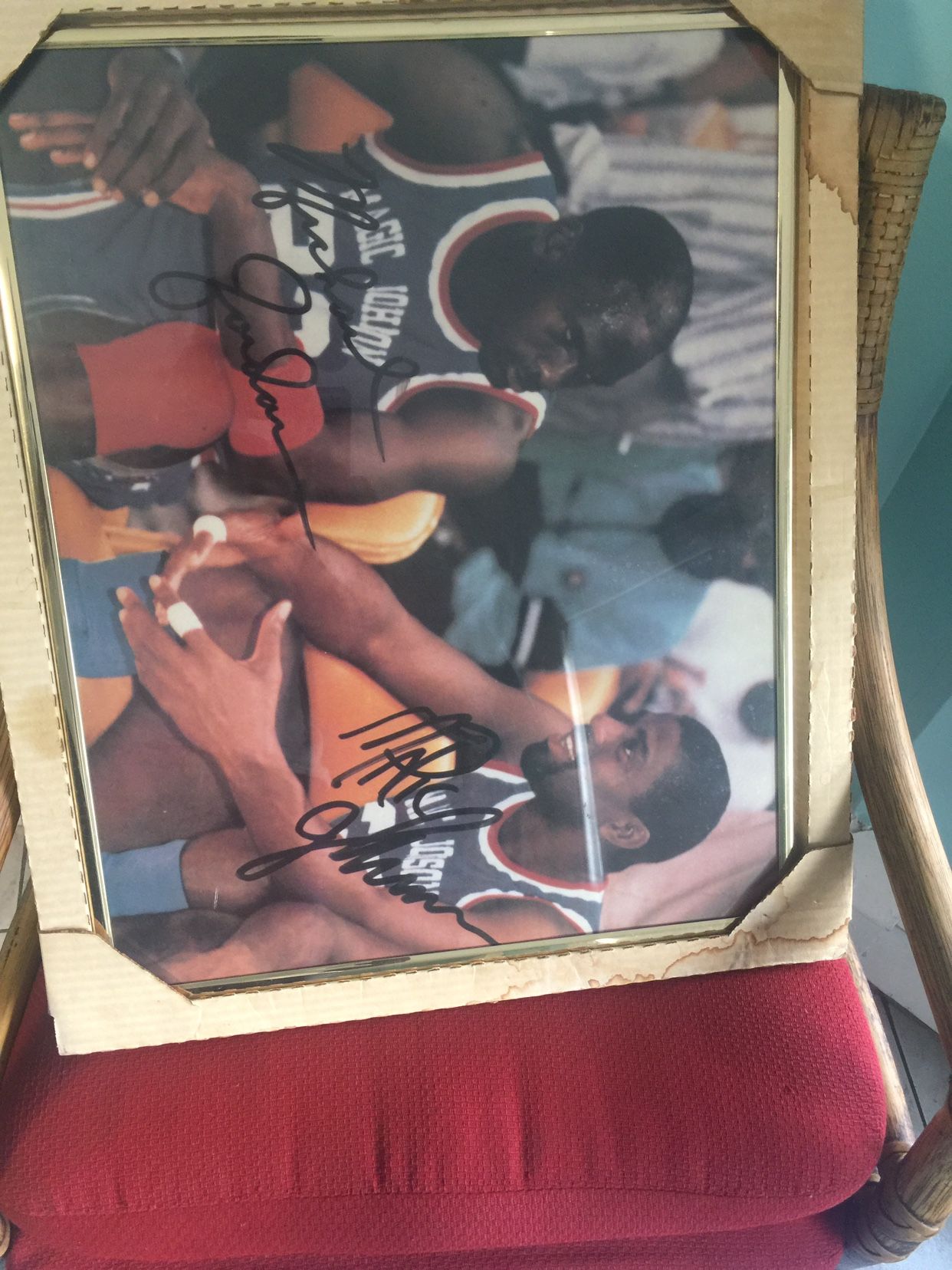 MAGIC  JOHNSON  AND MICHAEL  JORDAN   ORIGINAL  SIGNED