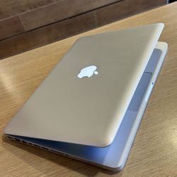 Apple MacBook Pro 13” i5/8GB/255GB SSD $140 
