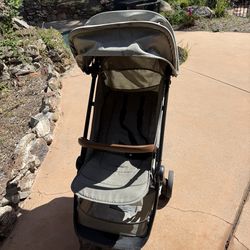 Nuna stroller with bag