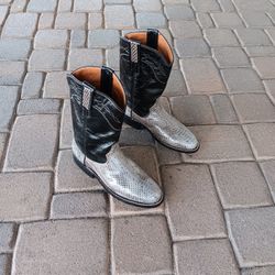 Python Roper Boots.  7 1/2 men's which is 9 1/2 women's. New.
