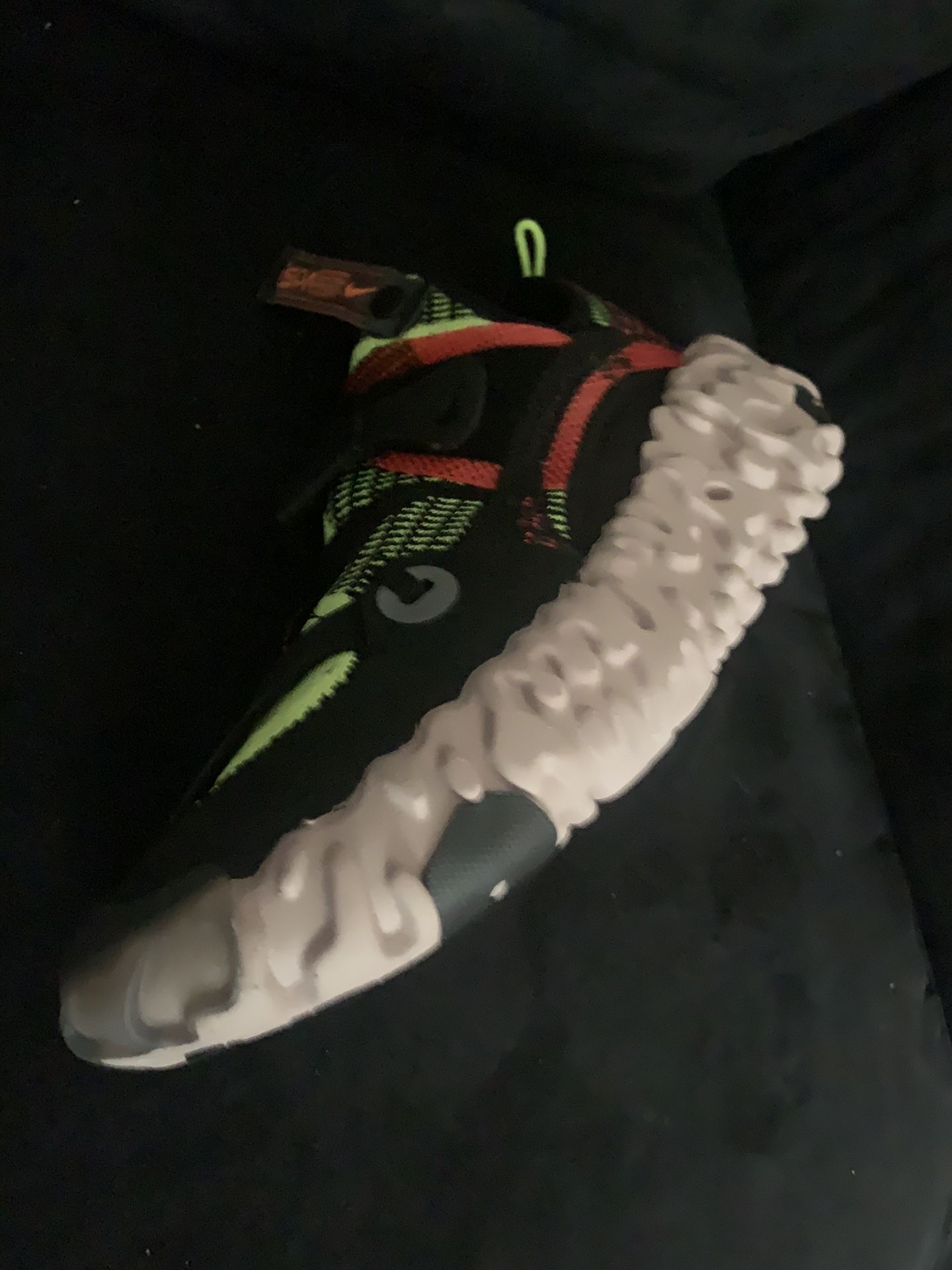 Nike ISPA Overreact Black/Red/Volt