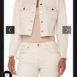 Súper Cute Cream Jean Jacket Xs NWT 