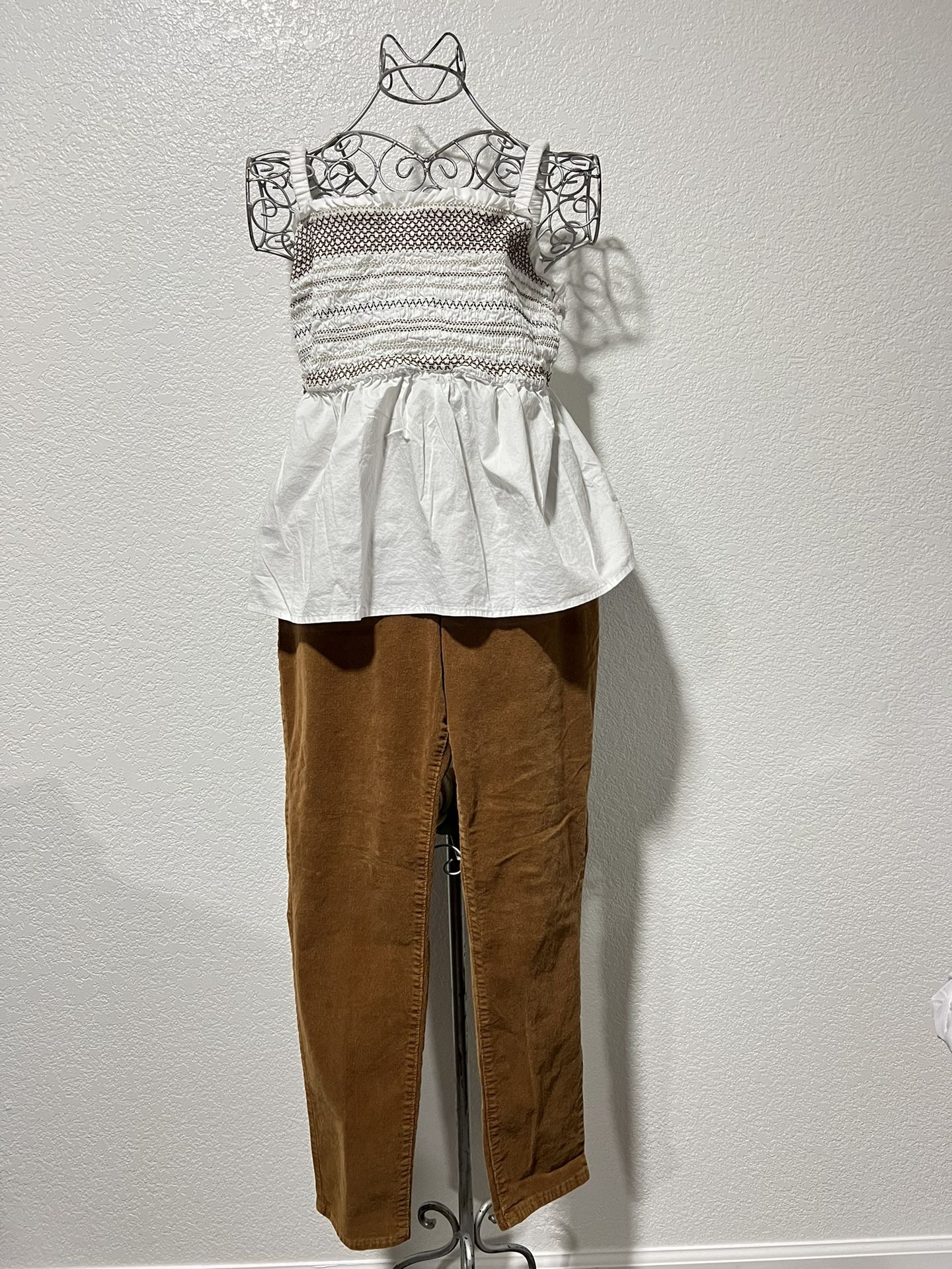 Old Navy Rockstar Skinny Pants Creme Caramel Brown Stretch 16 Regular Old navy top size L