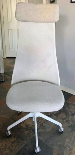 Used jarvfjallet IKEA office chair, no armrests, white color