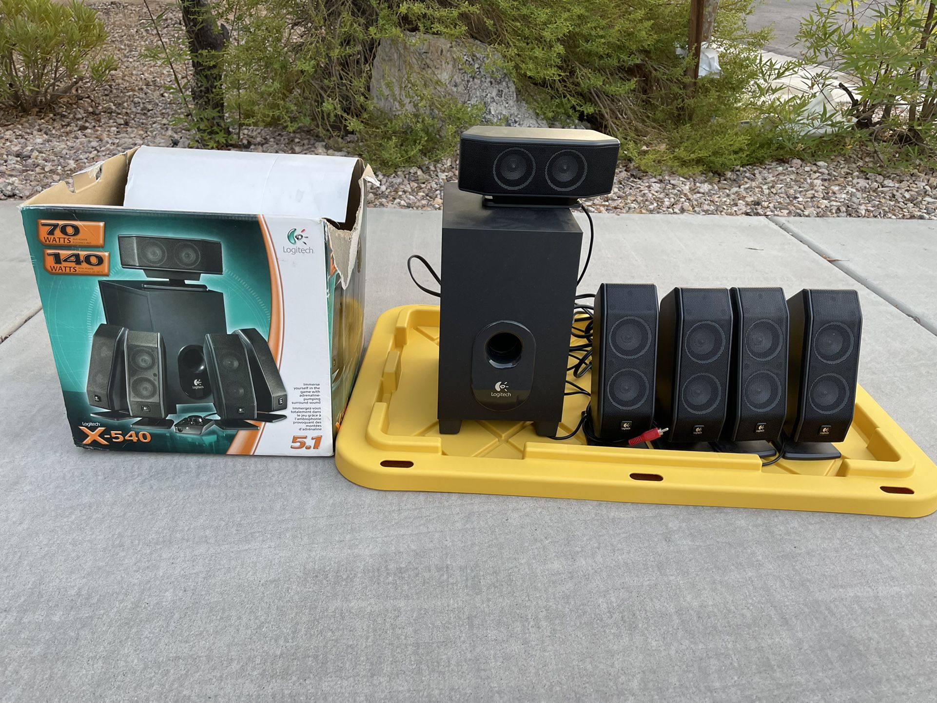 Logitech X540 5.1 Surround Sound Speaker System with Subwoofer for Sale in Las Vegas, NV OfferUp