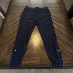 Men’s Athletic Pants Medium