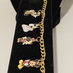 New Mickey And Minnie  Mouse  Charm Bracelet 