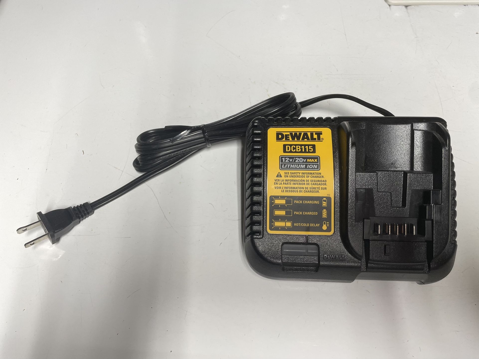 Dewalt DCB115