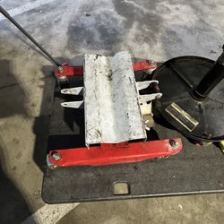 Pittsburgh 450 lb Low Lift Transmission Jack – Used