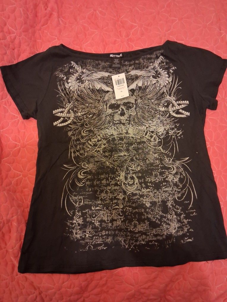Brand New Hot Topic T Shirt