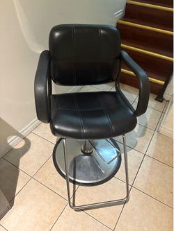 Barber chair