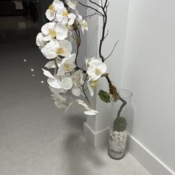 Beautiful Orchids Flower Floor Arrangement (Glass Vase)
