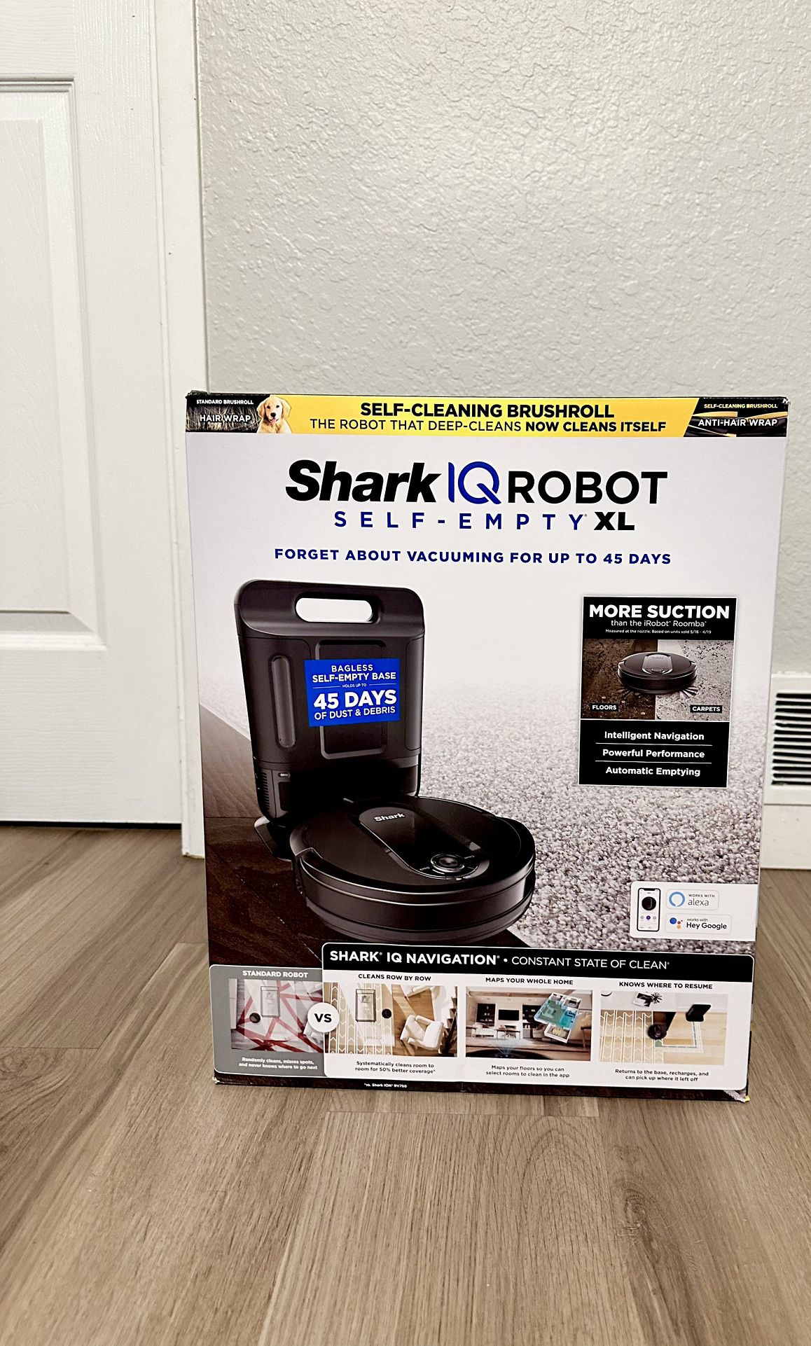 Shark IQ Robot Self-Empty® XL Vacuum with Self-Empty Base, Home Mapping, RV1002AE, New