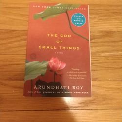 The God of Small Things : A Novel by Arundhati Roy (2008, Trade Paperback)

