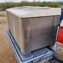 Outdoor Storage Bin 