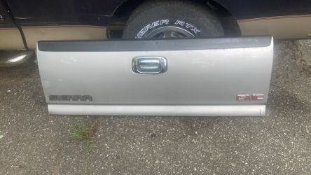 Gmt800 tailgate