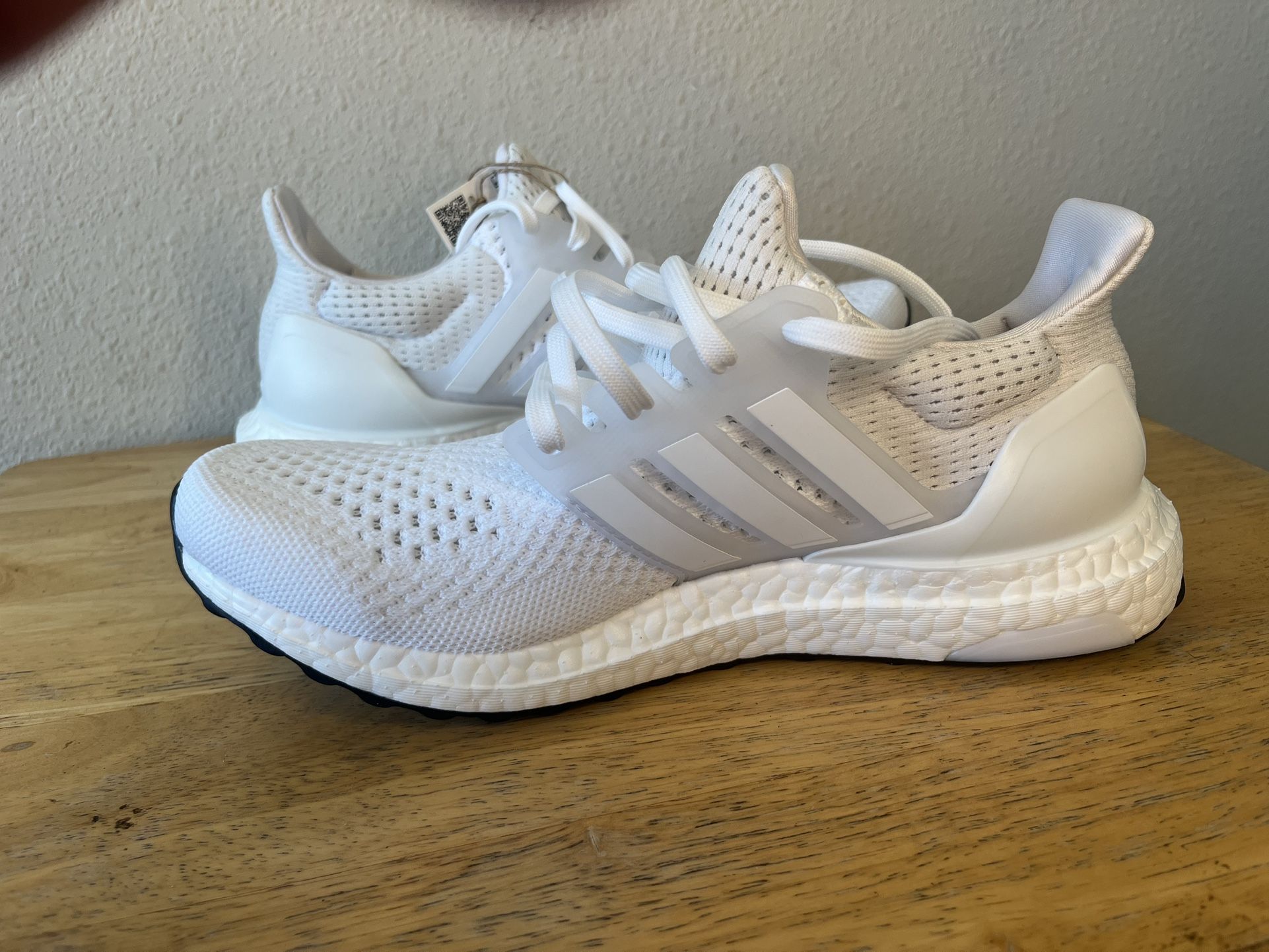 Adidas Ultraboost 1.0 Women Size 7 | New 