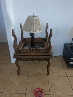 End Table And Lamp