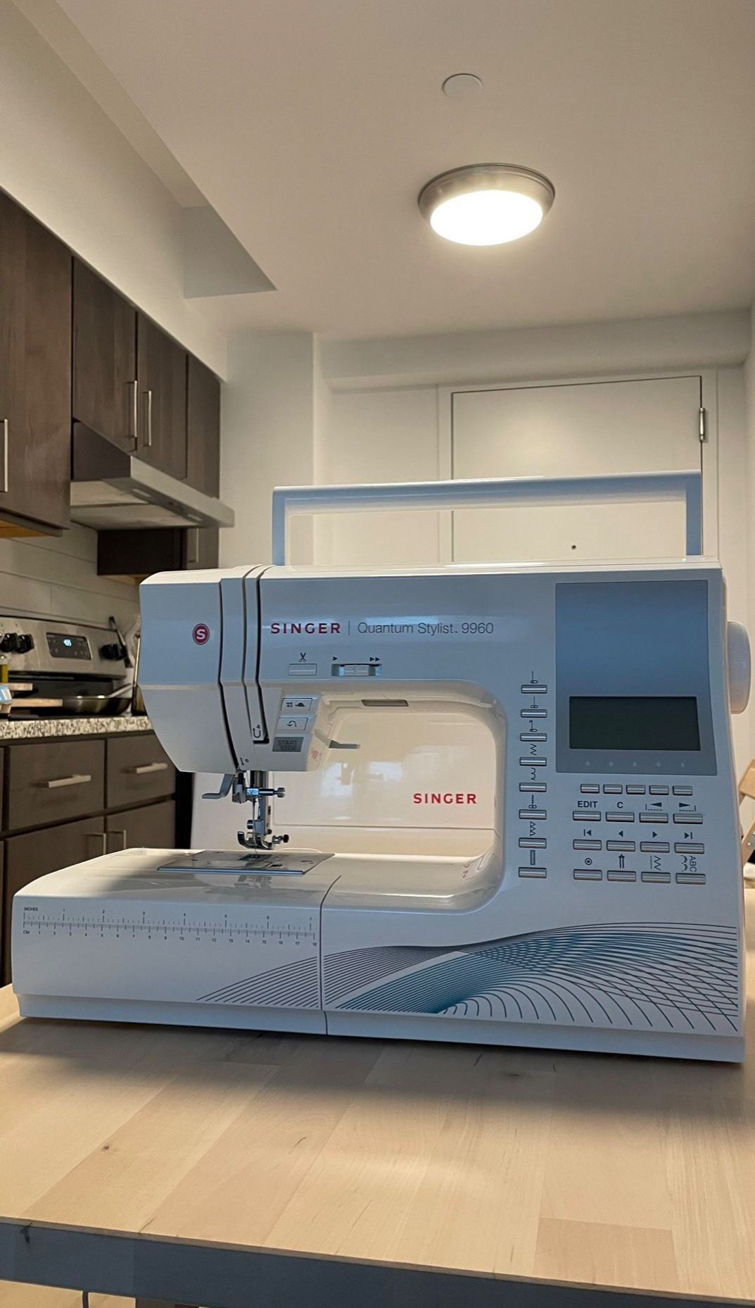 Quantum Stylistâ„¢ 9960 Sewing Machine