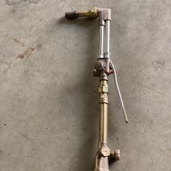 1” Torque Wrench / 17” Pipe Wrench / Cutting Torch 