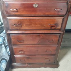 Mahogany Antique 5 Draw Dresser