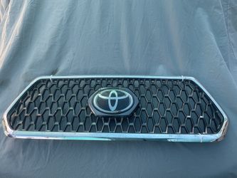 Toyota Tacoma 2017 Grill