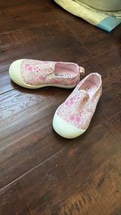 Pink Girl Shoes, Size 7, $3 Great Condition 