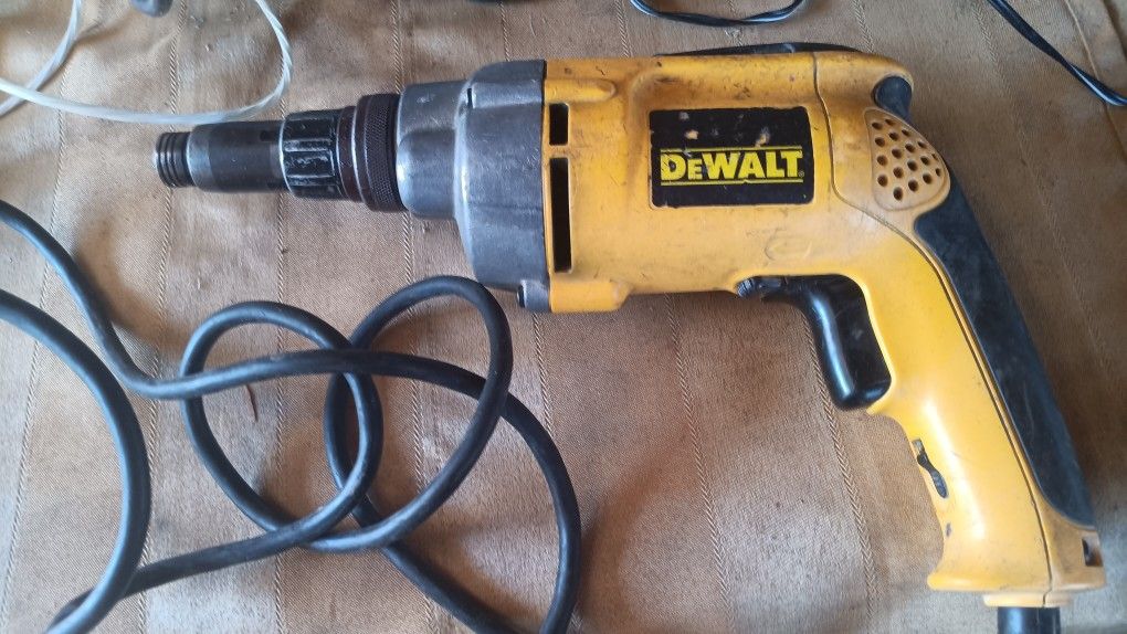 Dewalt