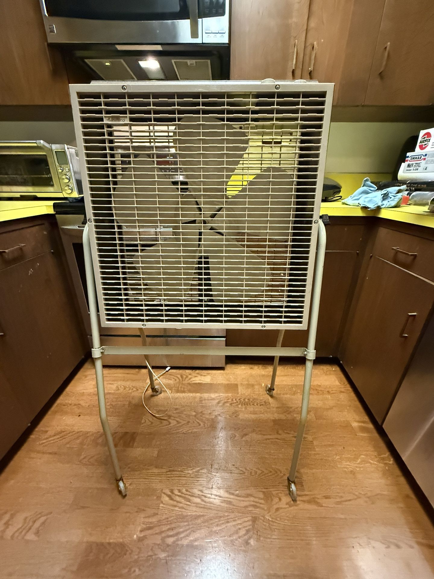 Awesome vintage MCM Air King large box fan on wheels works great!