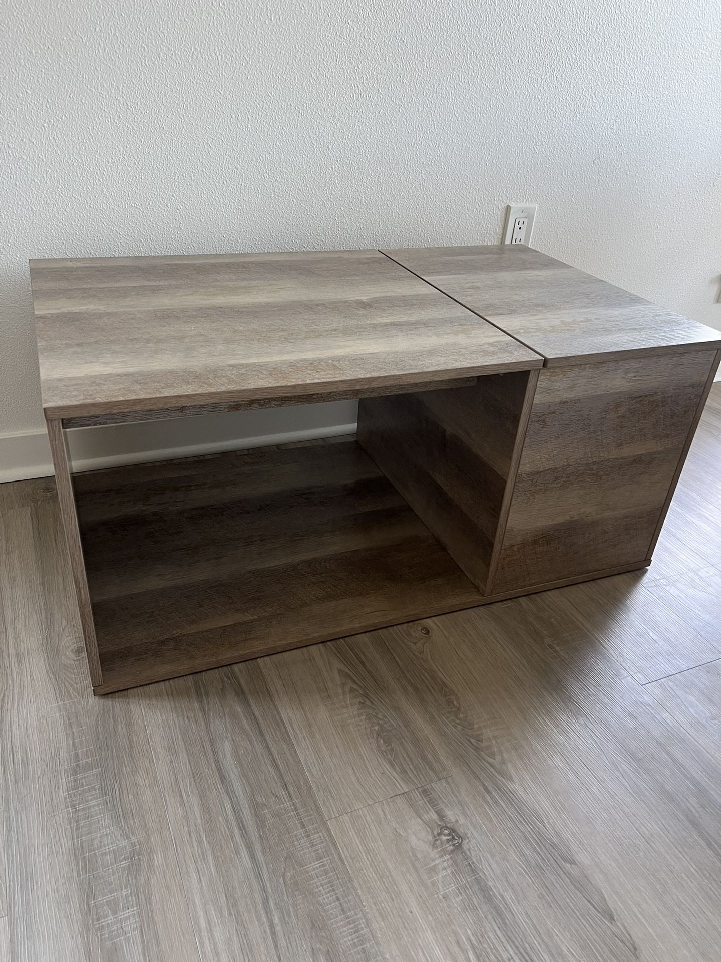 Coffee Table with storage