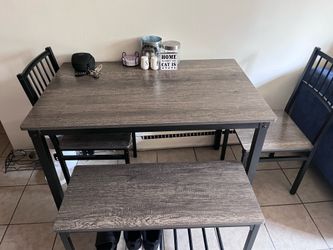 4 Piece Dining Room Set