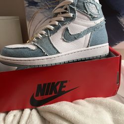 Women Jordan 1