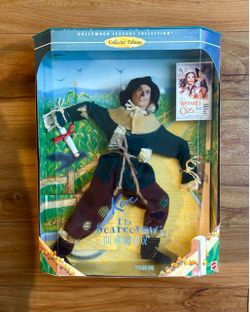The Wizard Of OZ Scarecrow Barbie.
