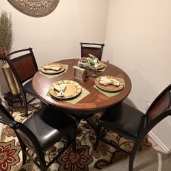 High Cocktail Style Dinning Room Table 