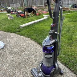 Vacuum Dyson