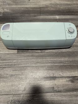 Cricut Explore Air 2 Die Cutting Machine Mint Color W/Power Cord & USB Cable