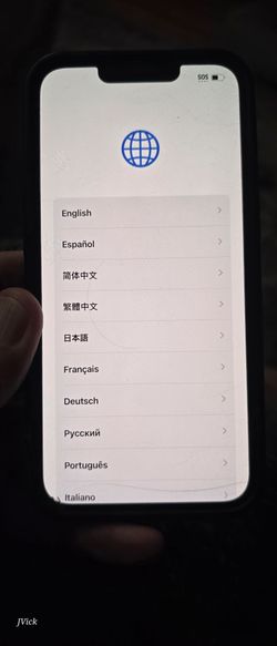 Apple iPhone 13