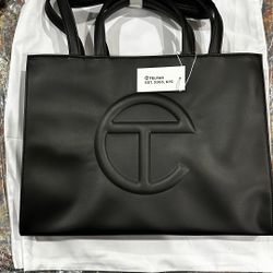 Telfar Bag ‘Medium Black’ BRAND NEW