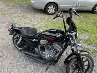 2011 Harley Davidson 883 superlow