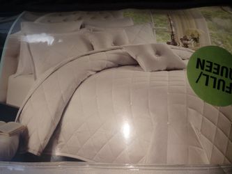 Silver Full/Queen Coverlet By Cynthia Rowley 