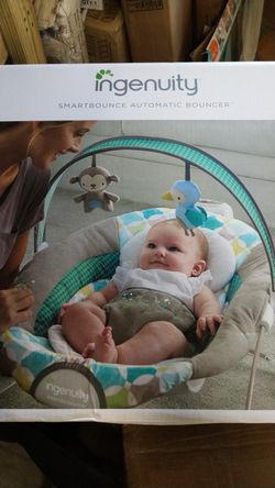 Smart baby bouncer auto bounce